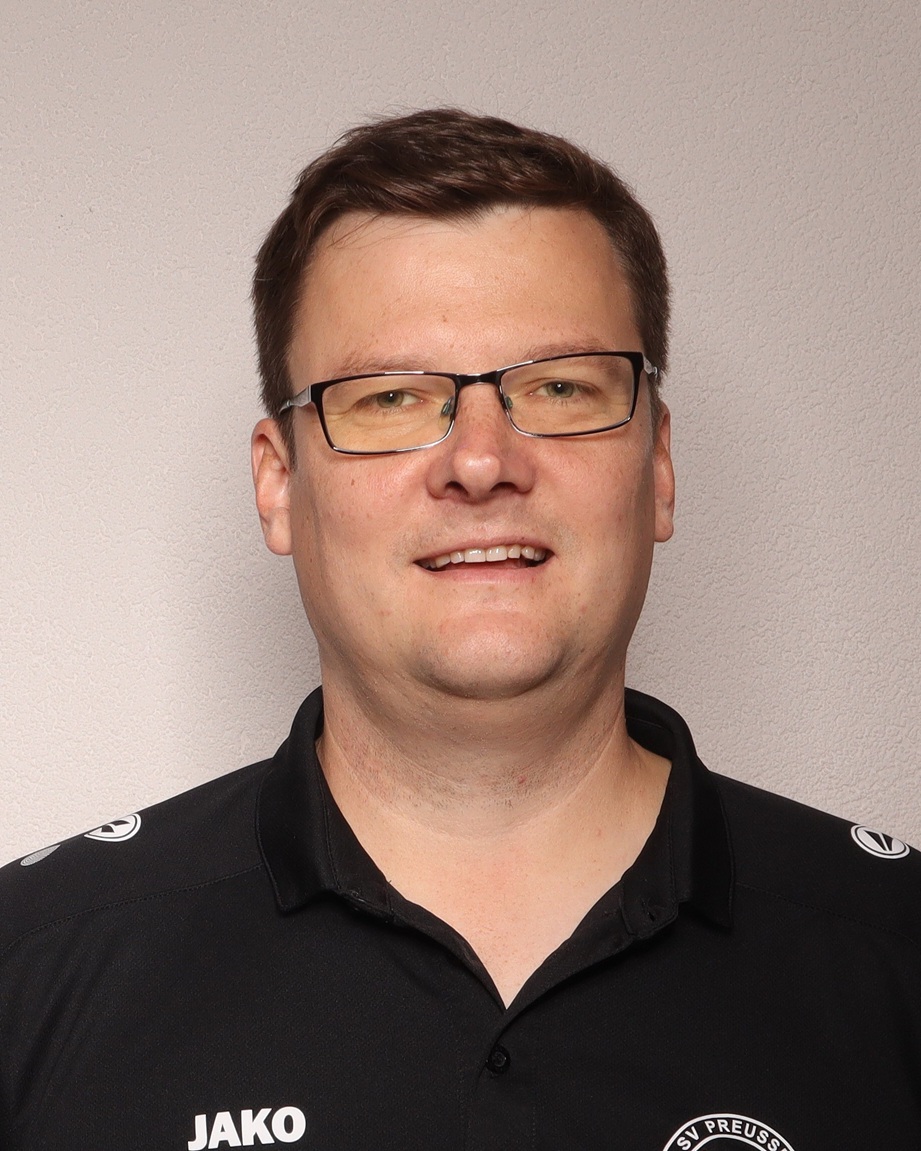 Männerfußball_Buchmann-Ronnie